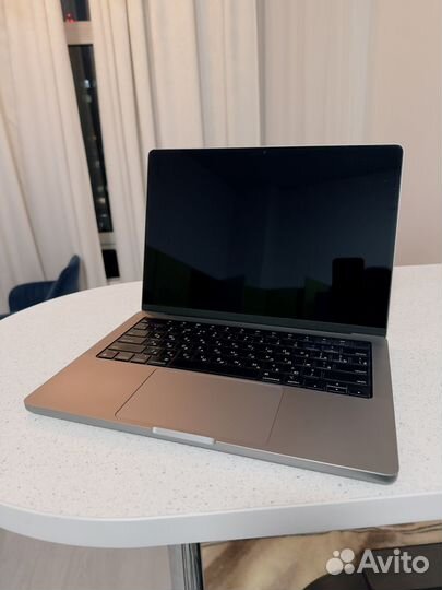 Apple MacBook Pro 14 M1