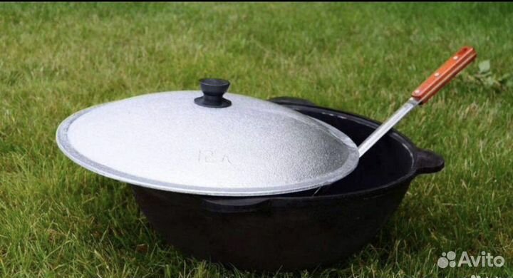 Kазан чугyнный 16 литpoв