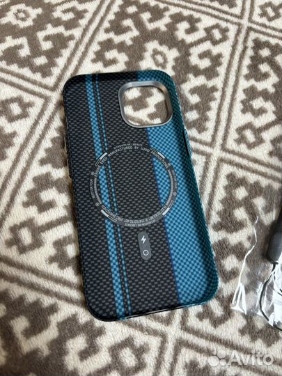 Чехол MagSafe на iPhone 15