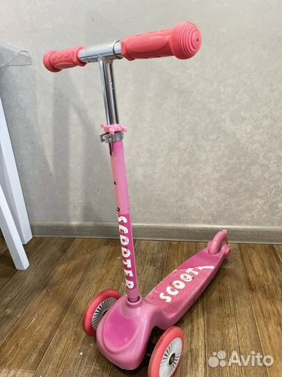 Самокат для девочки