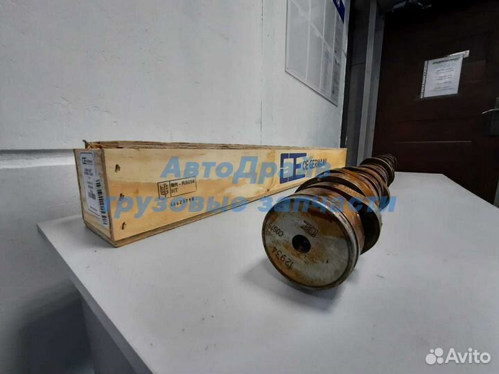 Распредвал Вольво FH и FM D13A