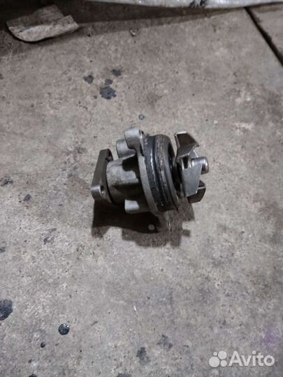 Форд Фокус 2 помпа 1,8