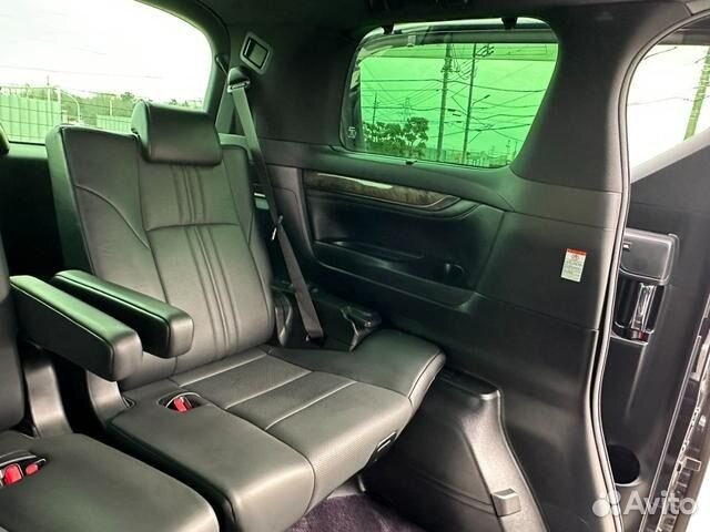 Toyota Alphard 2.5 CVT, 2022, 10 000 км