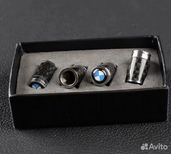 Колпачки ниппеля BMW карбон