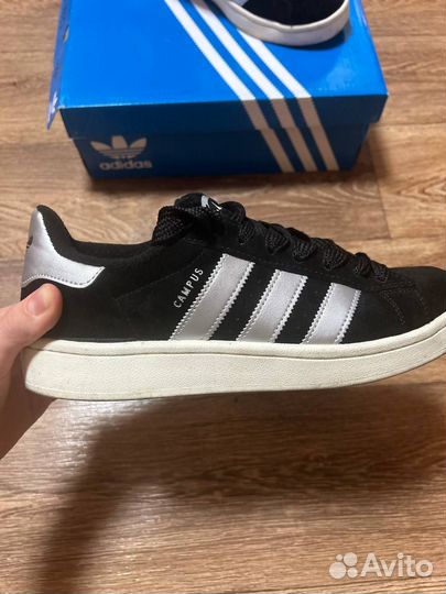 Adidas Campus
