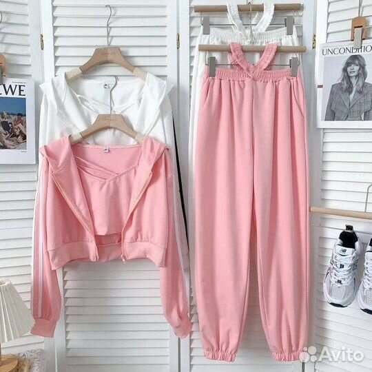 Спортивный костюм