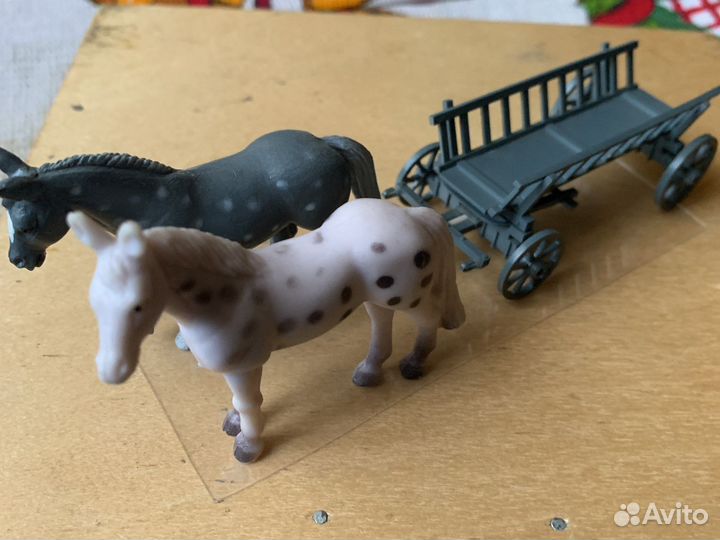 Упряжка из двух лошадей