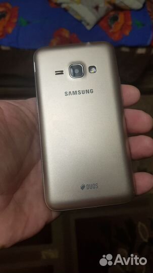 Телефон Samsung