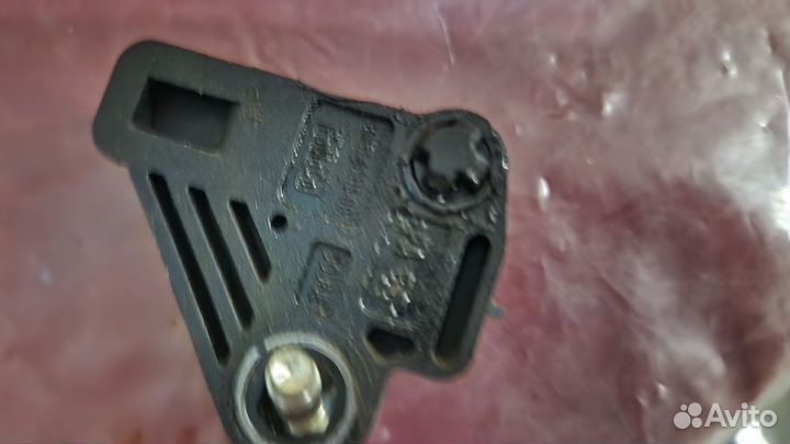 Форд Фокус 3. Датчик коленвала 1.5-1.6 экобуст