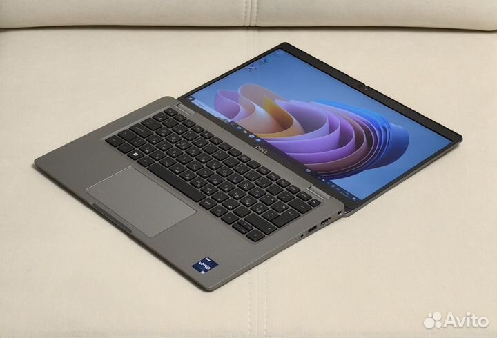 Dell Latitude 5330 i5 (12gen) 16/512gb