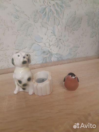 Статуэтки, копилки, подставки для ручек