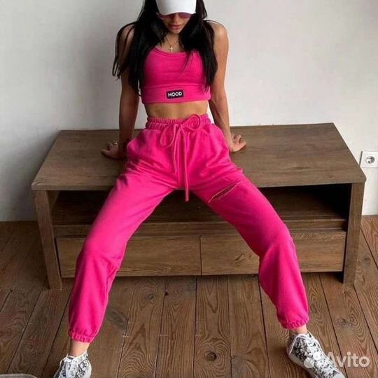 Спортивный костюм