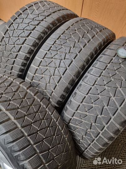 R19 Bridgestone Blizzak DM-V2 245/55, PCD 5x114.3 DIA 60.1