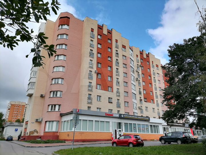 4-к. квартира, 134 м², 8/9 эт.