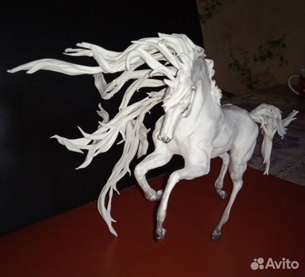 Конь - бархатный пластик хендмейд