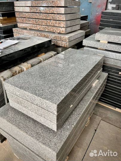 Памятники Серый гранит оптом