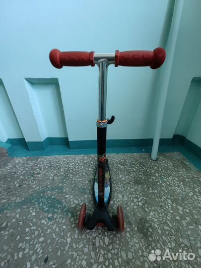 Самокат детский трехколесный