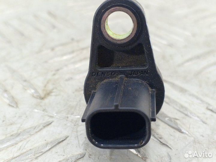 Датчик распредвала Toyota Rav 4 2.0 3ZR 2010