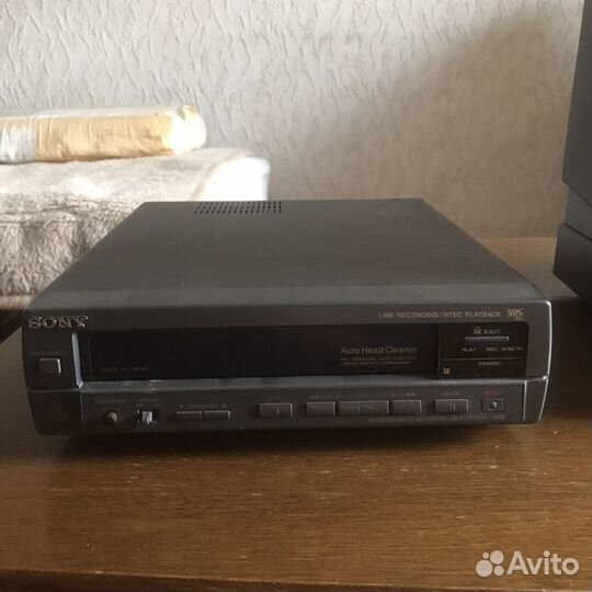 Видеомагнитофон