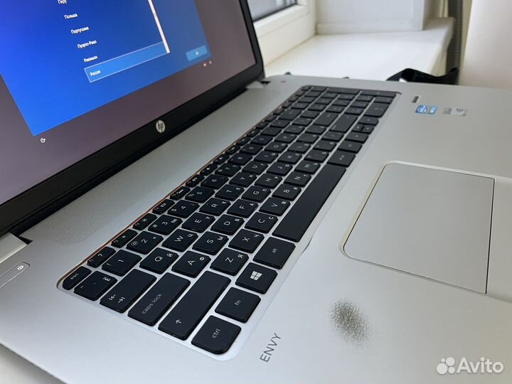 Ноутбук hp envy 17
