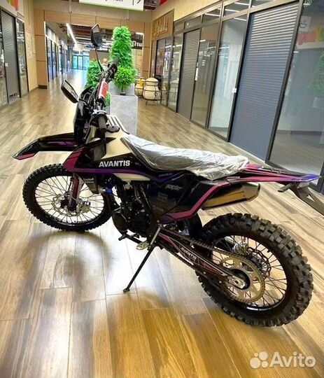 Мотоцикл avantis A7 NEW KKE витринный