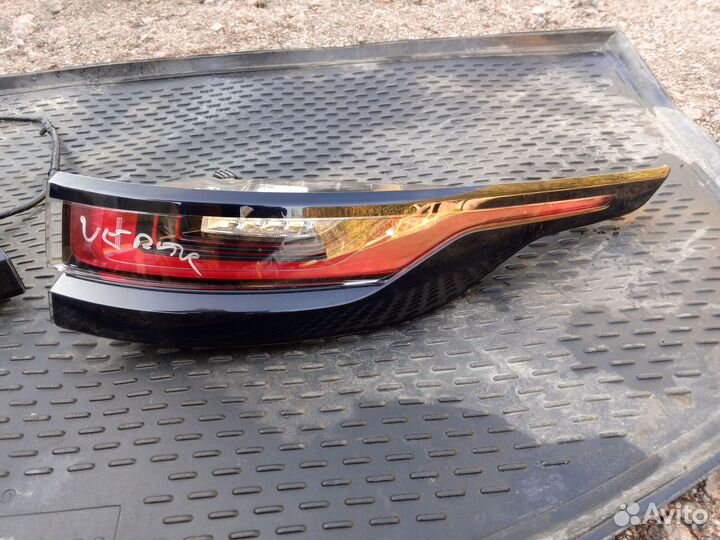 Фонарь задний левый на Рейнж Ровер Велар 2019г
