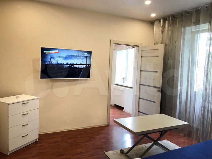 2-к. квартира, 45 м², 4/4 эт.