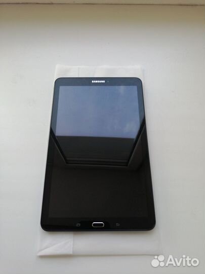 Планшет Samsung Galaxy Tab E 9.6