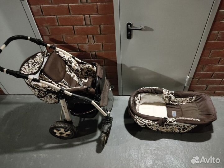 Стульчик для кормления Кроватка для кукол