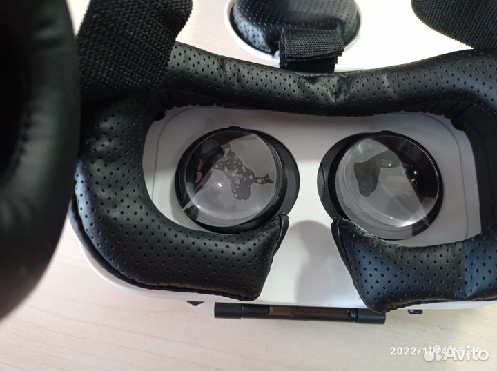 Очки вр для телефона Bobo VR Z4 + Геймпад