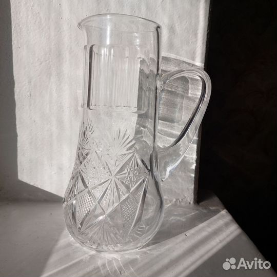 Хрустальный кувшин с крышкой
