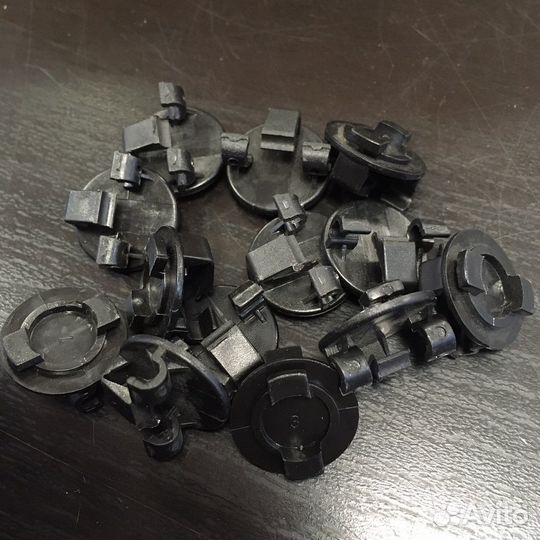 Клипса daewoo Nexia двери задней