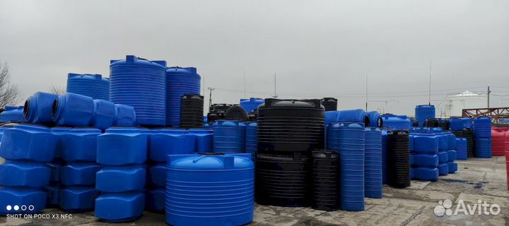 Ёмкость пластиковая в обрешётке