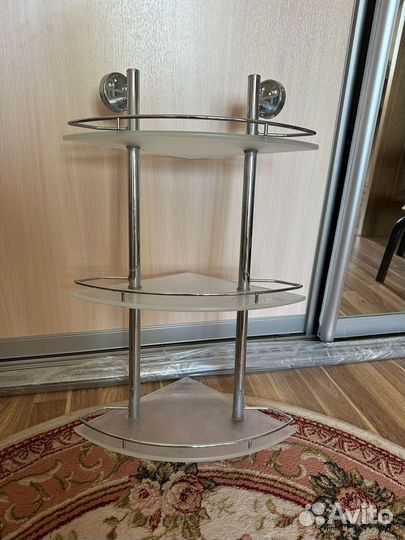 Угловая полка для ванной