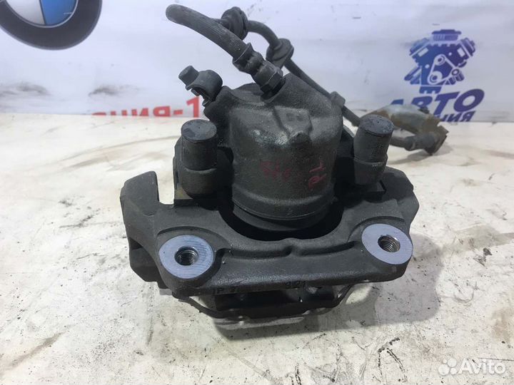 Суппорт тормозной передний левый Bmw X1 E84