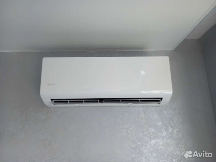 Кондиционер Midea