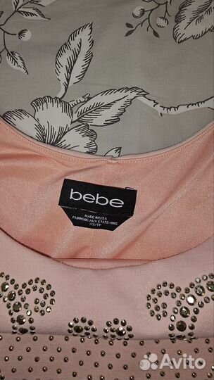 Платье bebe xs