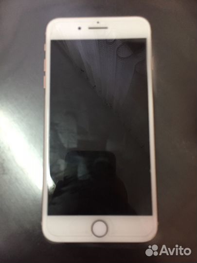 iPhone 8 Plus, 64 ГБ