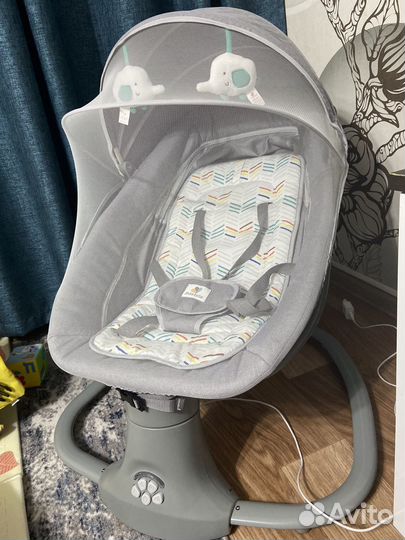 Шезлонг детский электрический