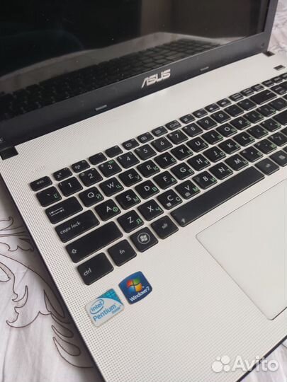 Asus X501A1 i5/8Gb/SSD240