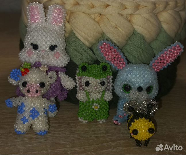 Фигурки из бисера