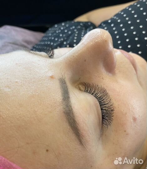 Наращивание ресниц/Ламинирование/Брови