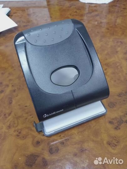 Дыроколы на 2 отверстия