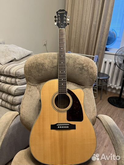 Гитара электроакустическая Epiphone AJ-200SCE/N