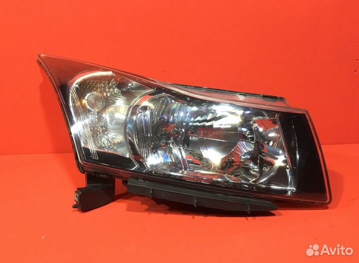 Фара для Chevrolet Cruze F16D4, 1.6 (Б/У)