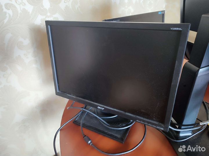 Монитор Acer V193wl