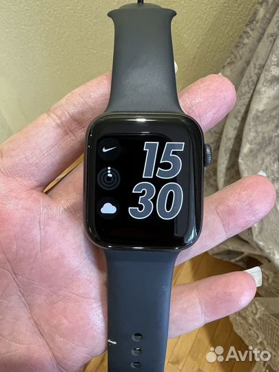 Часы apple watch 6 44 mm черный