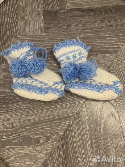 Шапочка и носочки из пуха норки