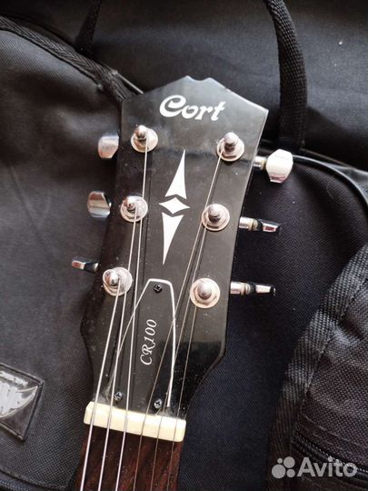 Cort cr100 Электрогитара