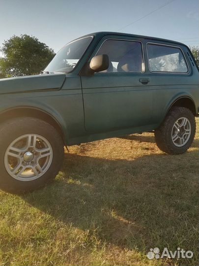 LADA 4x4 (Нива) 1.7 МТ, 2000, 120 000 км